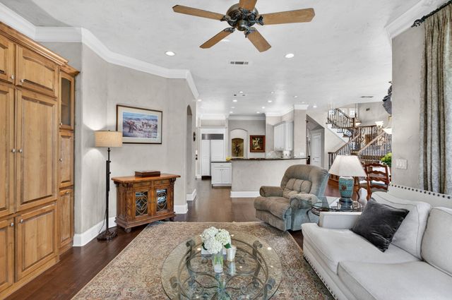 2125 Bradford Park, Fort Worth, TX 76107