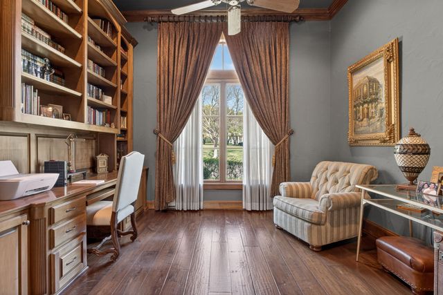 2125 Bradford Park, Fort Worth, TX 76107