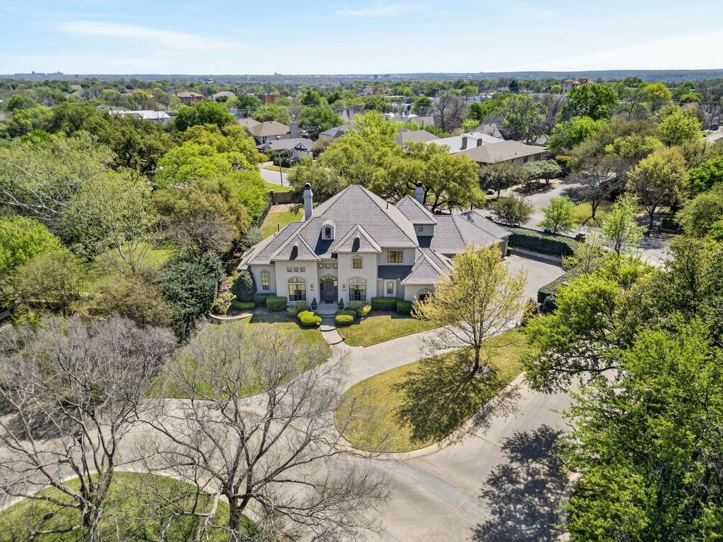 2125 Bradford Park, Fort Worth, TX 76107