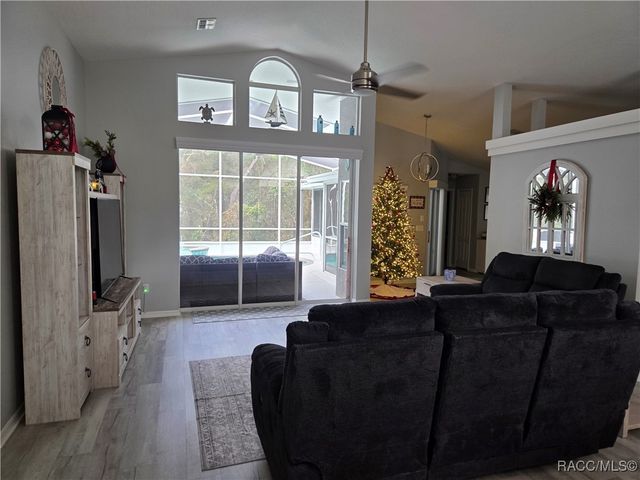 12 Cassia Court, Homosassa, FL 34446