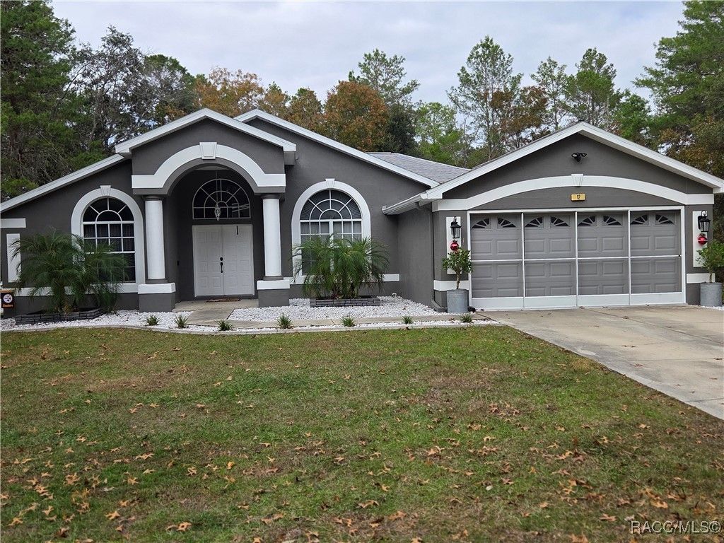 12 Cassia Court, Homosassa, FL 34446