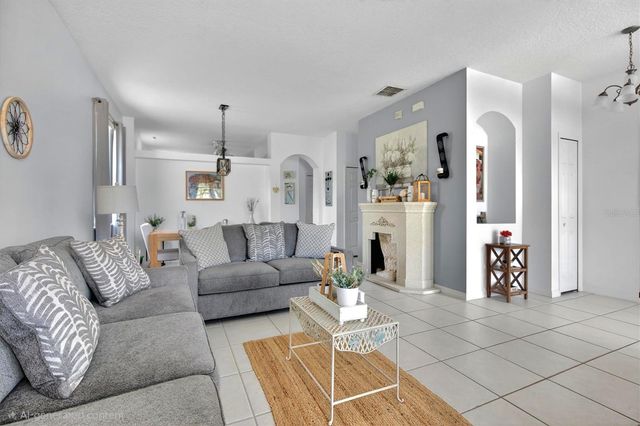 2304 SAPHIRE COURT, Kissimmee, FL 34743