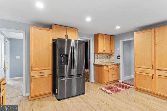 30 W MAIN STREET, Shiremanstown, PA 17011