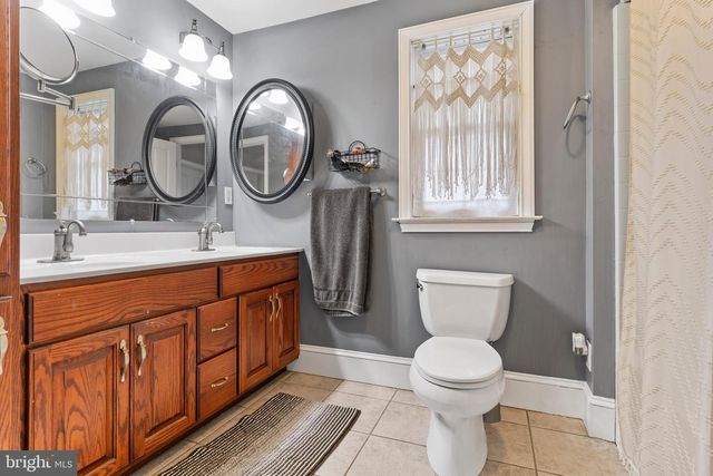 30 W MAIN STREET, Shiremanstown, PA 17011