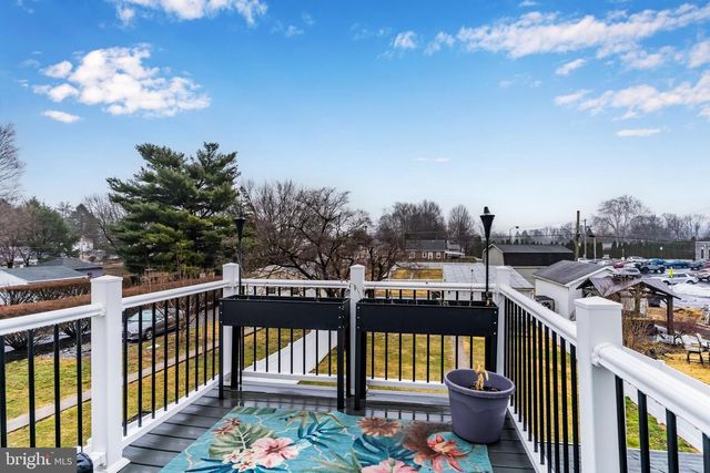 30 W MAIN STREET, Shiremanstown, PA 17011