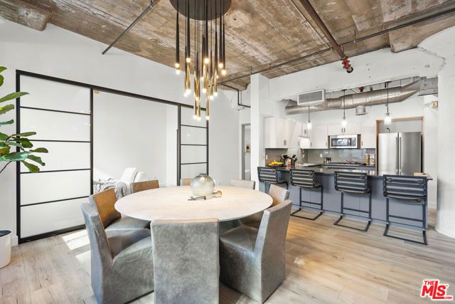 330 S 11th A205, Los Angeles, CA 90015