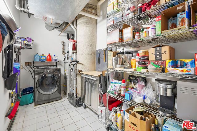 330 S 11th A205, Los Angeles, CA 90015