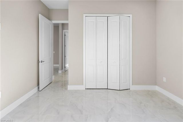 2815 19TH ST SW, Lehigh Acres, FL 33976