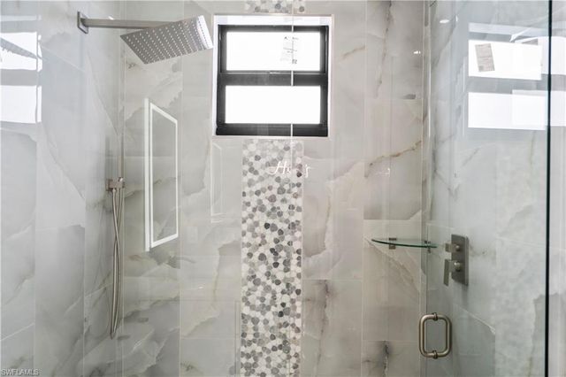 2815 19TH ST SW, Lehigh Acres, FL 33976