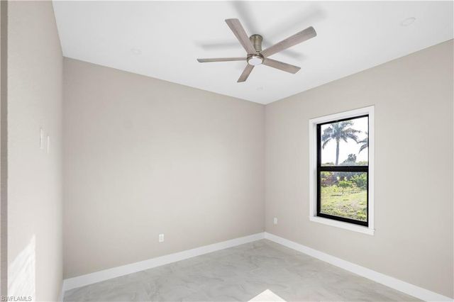 2815 19TH ST SW, Lehigh Acres, FL 33976