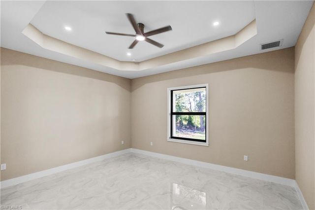 2815 19TH ST SW, Lehigh Acres, FL 33976