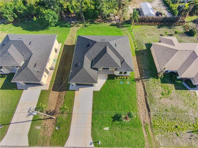 2815 19TH ST SW, Lehigh Acres, FL 33976