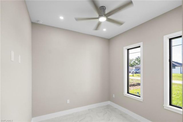 2815 19TH ST SW, Lehigh Acres, FL 33976