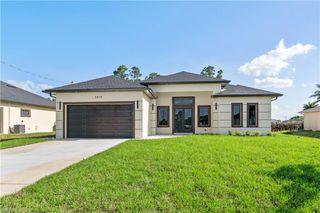 2815 19TH ST SW, Lehigh Acres, FL 33976