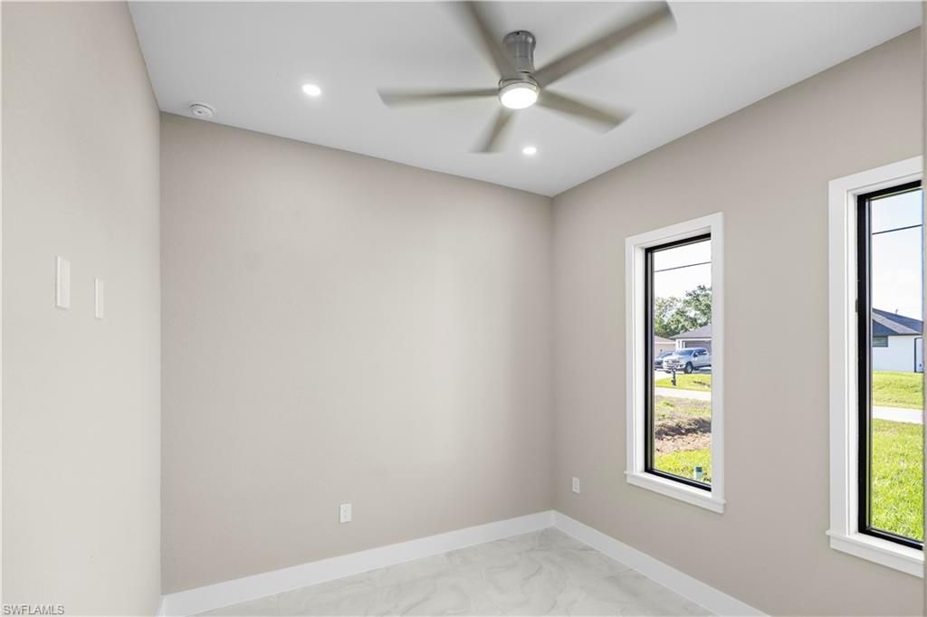 2815 19TH ST SW, LEHIGH ACRES, FL 33976 — photo 5