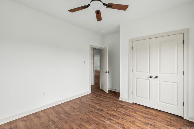 7 Sunset, Morrilton, AR 72110