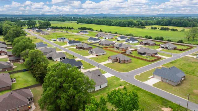 7 Sunset, Morrilton, AR 72110