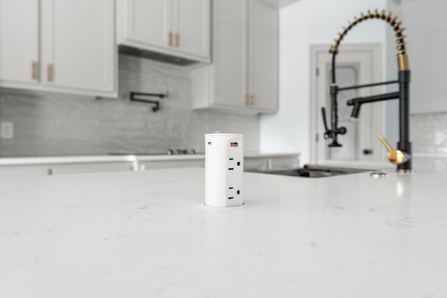 7 Sunset, Morrilton, AR 72110