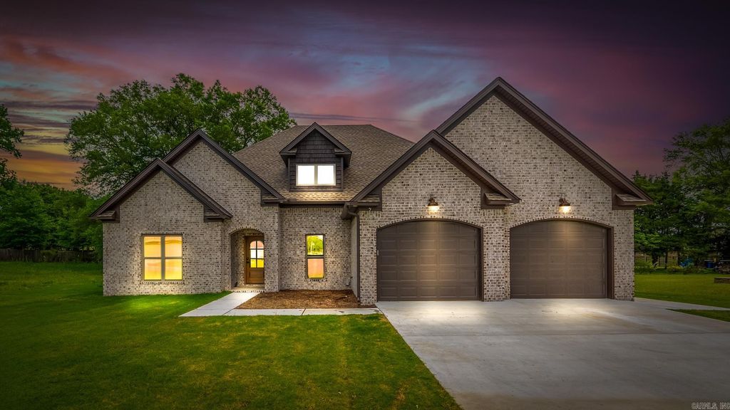 7 Sunset, Morrilton, AR 72110