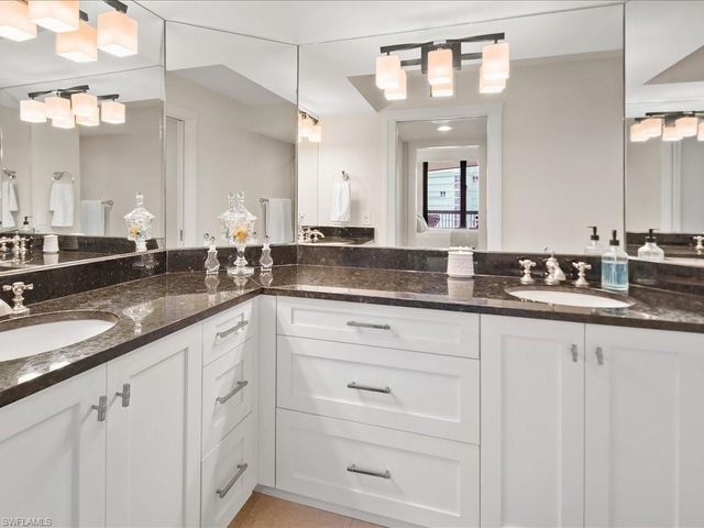 4551 Gulf Shore BLVD N 1606, Naples, FL 34103