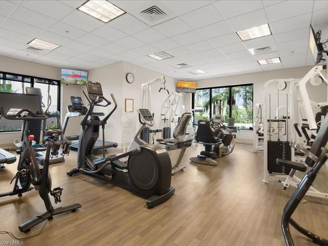 4551 Gulf Shore BLVD N 1606, Naples, FL 34103