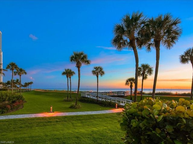 4551 Gulf Shore BLVD N 1606, Naples, FL 34103