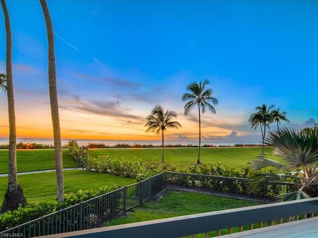 4551 Gulf Shore BLVD N 1606, Naples, FL 34103