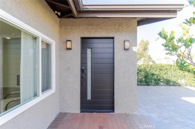 432 W Garfield Avenue, Glendale, CA 91204