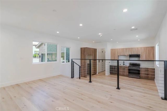 432 W Garfield Avenue, Glendale, CA 91204