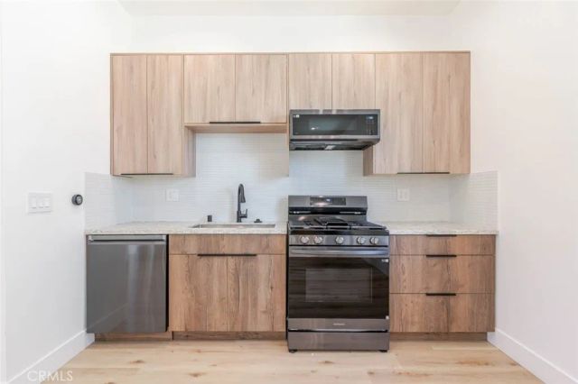 432 W Garfield Avenue, Glendale, CA 91204