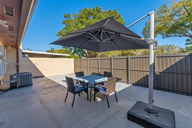 5307 SW 140th Pl, Miami, FL 33175