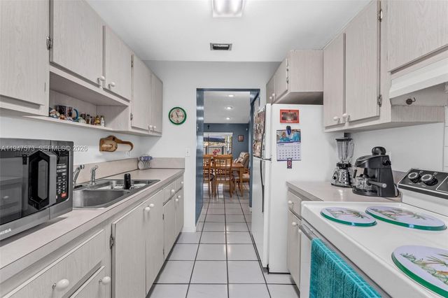 5307 SW 140th Pl, Miami, FL 33175