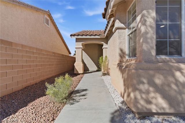 3199 Stratford Hall Court, Las Vegas, NV 89135