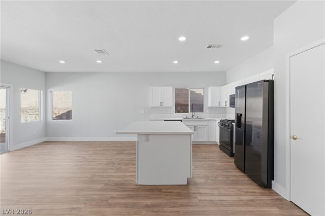 3199 Stratford Hall Court, Las Vegas, NV 89135