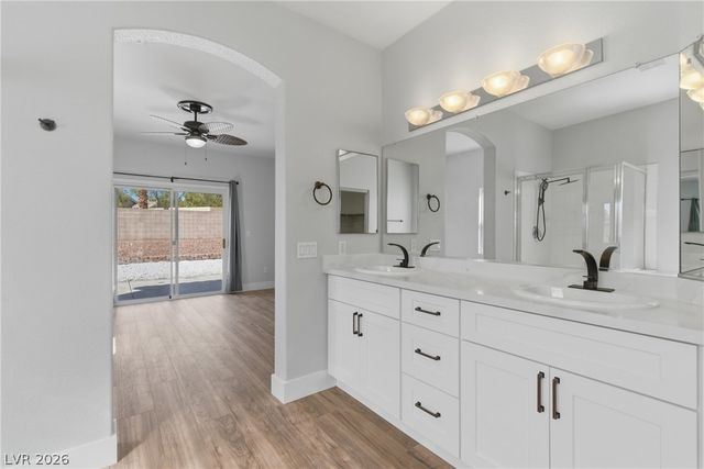 3199 Stratford Hall Court, Las Vegas, NV 89135