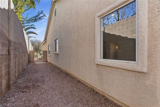 3199 Stratford Hall Court, Las Vegas, NV 89135