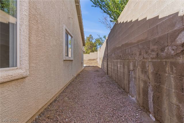 3199 Stratford Hall Court, Las Vegas, NV 89135