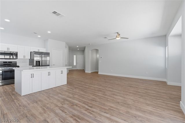 3199 Stratford Hall Court, Las Vegas, NV 89135