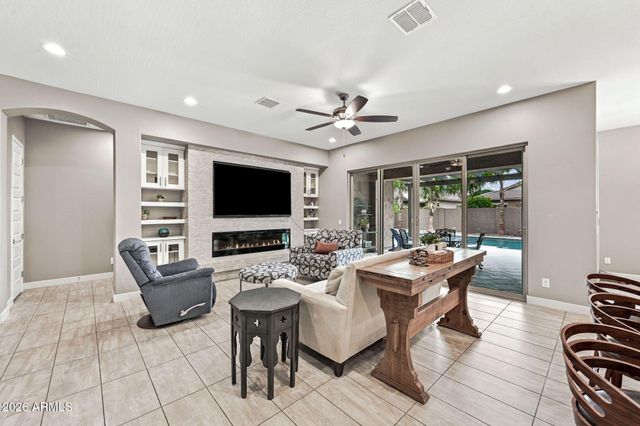 20575 E ARROWHEAD Trail, Queen Creek, AZ 85142