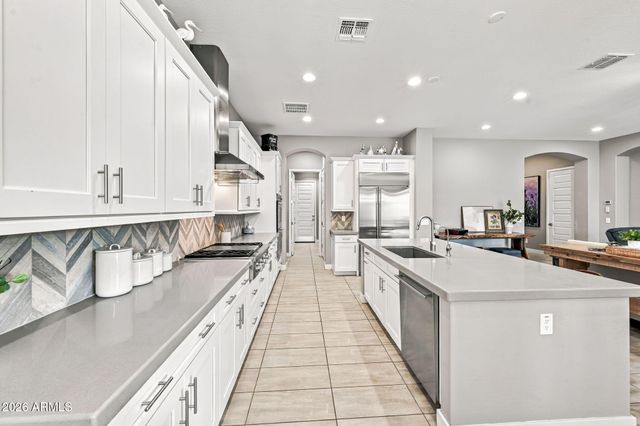 20575 E ARROWHEAD Trail, Queen Creek, AZ 85142