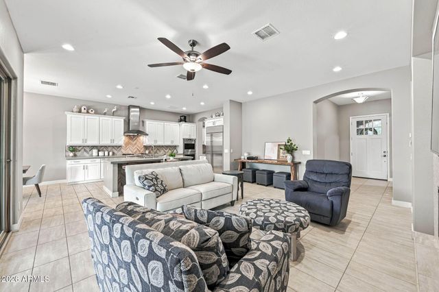 20575 E ARROWHEAD Trail, Queen Creek, AZ 85142