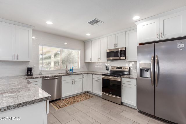 15015 N 54TH Street, Scottsdale, AZ 85254