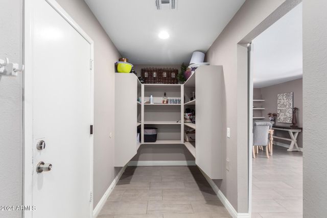 15015 N 54TH Street, Scottsdale, AZ 85254