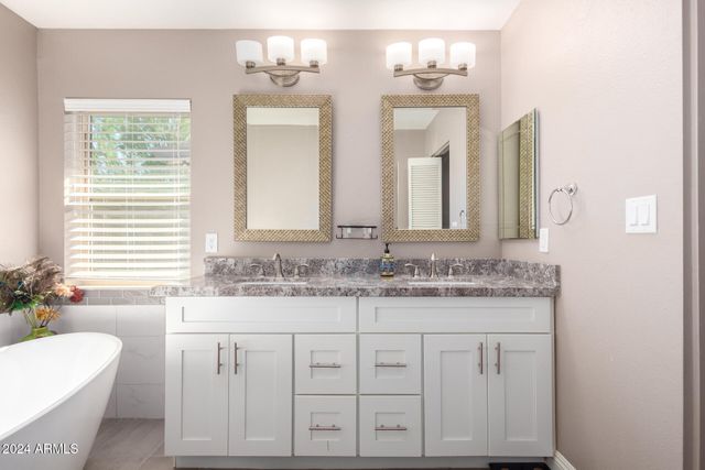 15015 N 54TH Street, Scottsdale, AZ 85254