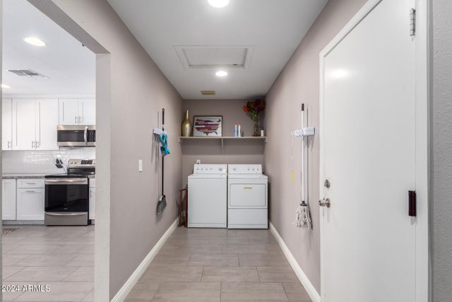 15015 N 54TH Street, Scottsdale, AZ 85254