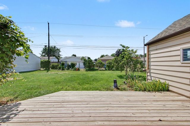 7024 Magoun Avenue, Hammond, IN 46324