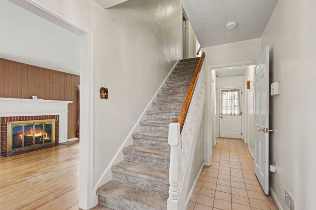 7024 Magoun Avenue, Hammond, IN 46324
