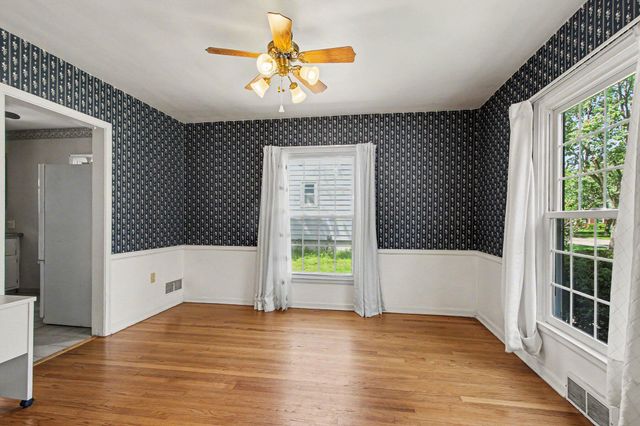 7024 Magoun Avenue, Hammond, IN 46324