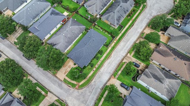12702 Portales Pointe Lane, Tomball, TX 77377