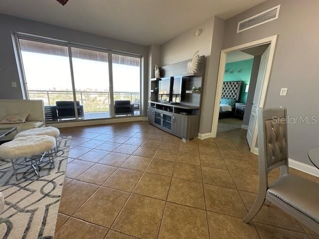 521 MANDALAY AVENUE 704, Clearwater Beach, FL 33767